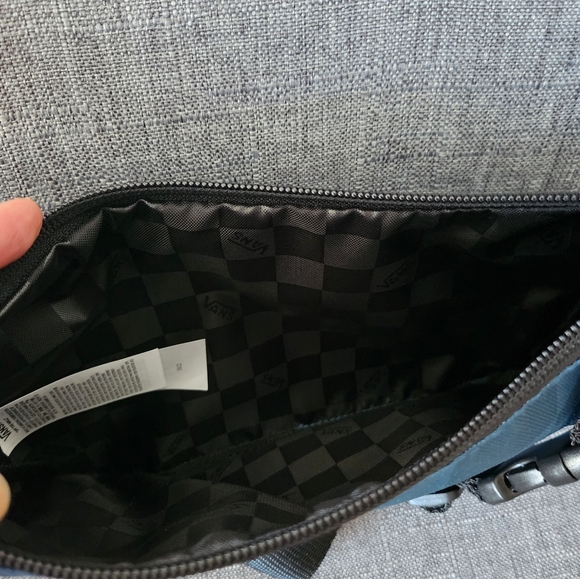 ✨NEW✨ Vans Checkered Shoulder Bag - Picture 5 of 5